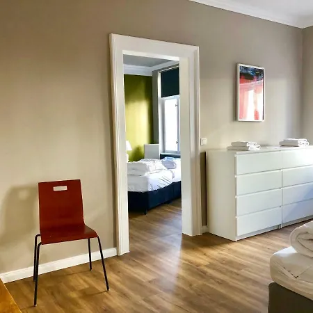Leipzig-suites - Hostel-apartment Lindenauer Markt * Leipzig